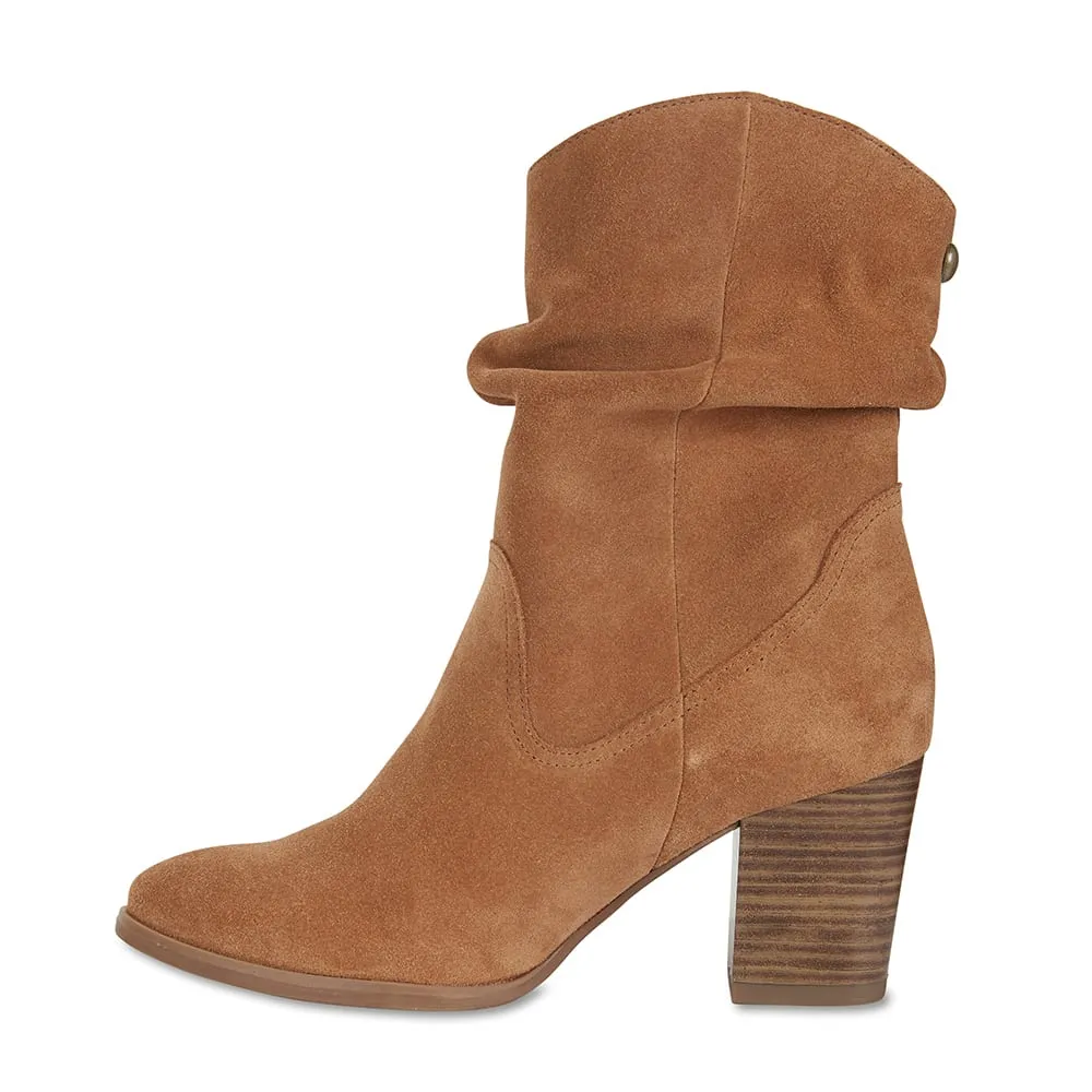 Ecuador Boot in Tan Suede