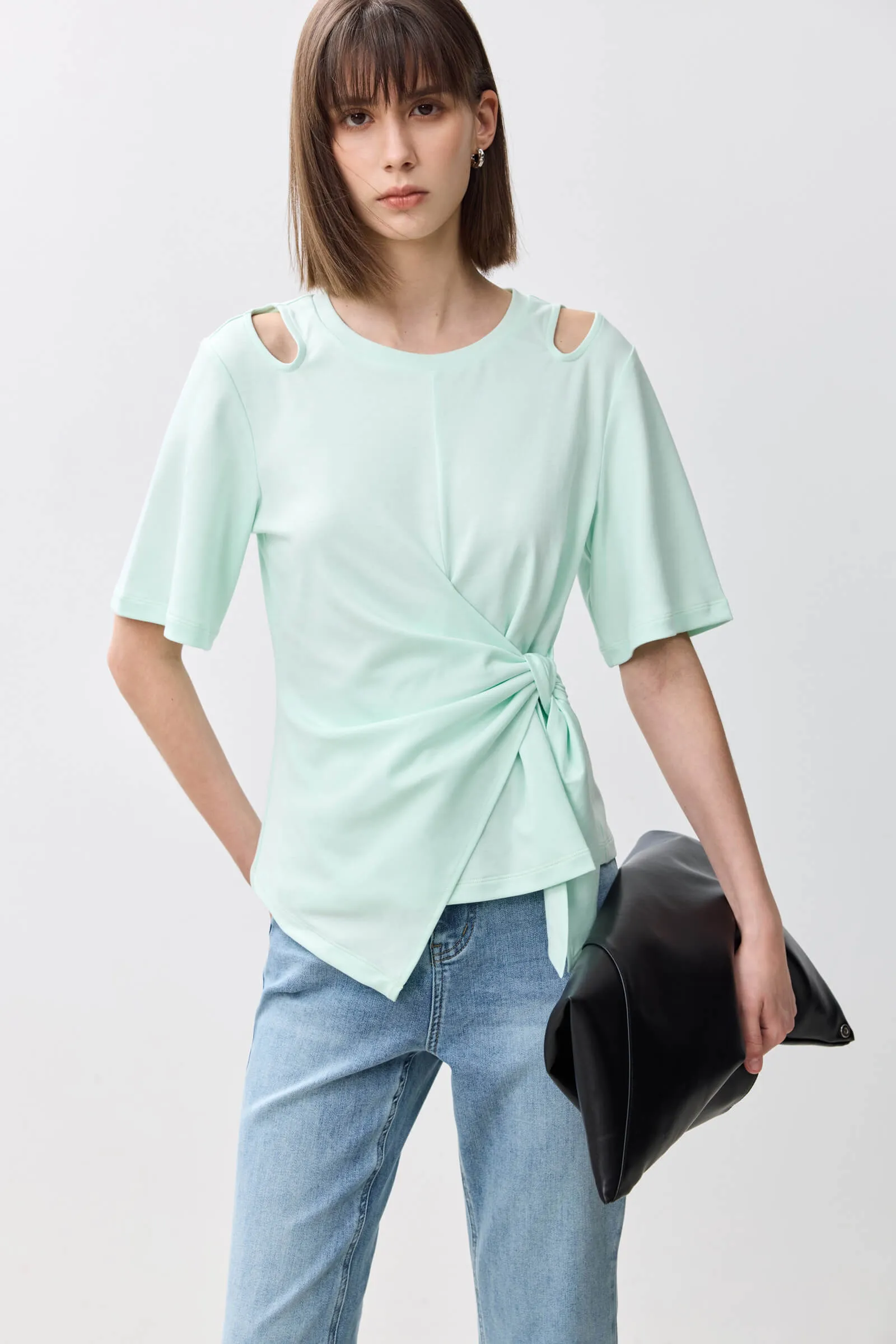 LILY Off-Shoulder T-Shirt