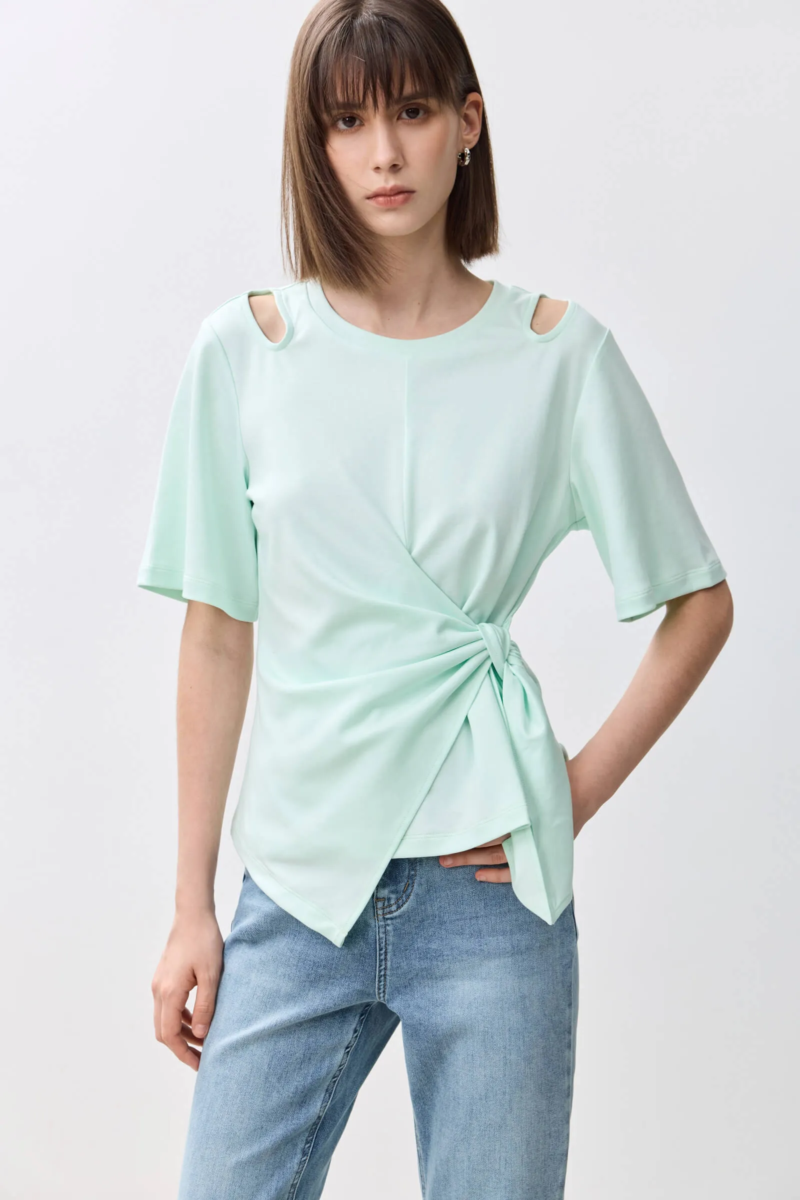 LILY Off-Shoulder T-Shirt