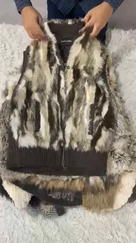 Y2k 2024 - European Bale Fur Vests Mixed - 14 Pcs